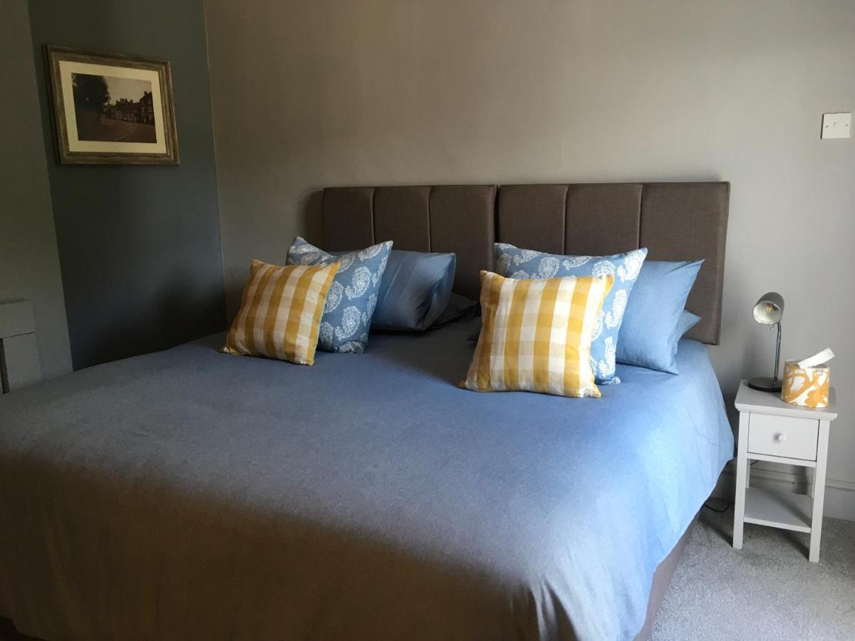 The One @ West End Apartment West Haddon Bagian luar foto